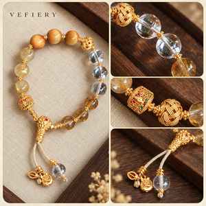 Pulsera de cuentas mixtas en tonos marrones y transparentes con detalles en tono dorado y borla de cordón - Product Image 3