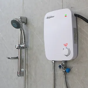 电动便携式5.5千瓦马来西亚便携式IEC通过淋浴迷你无水箱电热水器