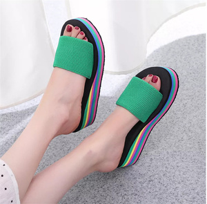 Dép xỏ ngón thông thường hình nêm cầu vồng Dép xỏ ngón mềm mại chống trượt ngoài trời dép đi biển - Product Image 3