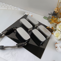 Clip arrière de téléphone portable à lentille noire avec clip télescopique et corde de suspension support d'accessoires PC bricolage
