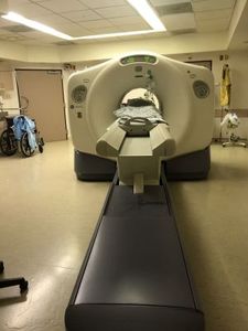 GE Discovery LS4 PET/CT - Product Image 2