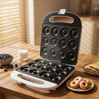 Machine à beignets portable 12 pièces 220V avec boîtier froid au toucher et protection contre la surchauffe pour la maison