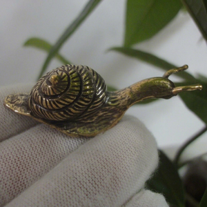 Estatua de Caracol Vintage, Figura de Animal en Miniatura, Metal Sólido, Mascota de Té, Pisapapeles, Decoración para Escritorio y Hogar - Ali Handicrafts India - Product Image 1
