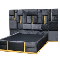 Lit capitonné de style luxueux de conception nouvelle OEM, tête de lit large, lit king-size en velours.