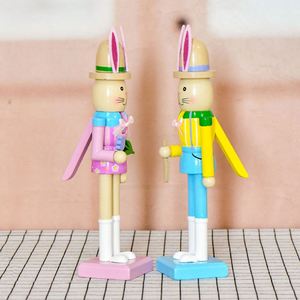 Wholesale 25Cm Wooden <b>Nutcracker</b> Figurine Set Tulip Shovel Spring Tabletop Decor Christmas Home Decoration Gift Box Packaging - Product Image 3