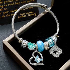 Pulsera de Acero Inoxidable 304/316L al por Mayor, con Dijes de Dibujos Animados de Circonio, Chapada en Oro de 18K, Unisex, Tamaño Personalizado - Product Image 5