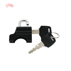 Cerradura de <span class=keywords><strong>casco</strong></span> de aleación duradera de alta calidad para motocicletas y coches eléctricos Dispositivo de manillar <span class=keywords><strong>antirrobo</strong></span> multifuncional - Product Image 5