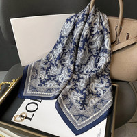 Écharpe Automne-Hiver 65*65cm 100% Soie de Mûrier pour Femme, Foulard Carré en Soie Imprimé Floral Polyvalent de Haute Qualité