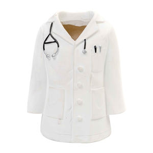 Portapenne a forma <span class=keywords><strong>di</strong></span> cappotto bianco da dottore in resina personalizzato portamatite per decorazione da tavolo per ufficio in poliresina può <span class=keywords><strong>fare</strong></span> il Logo per <span class=keywords><strong>l</strong></span>'azienda - Product Image 1