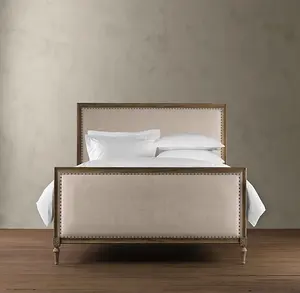 2024 camere da letto Hotel in legno massello letto matrimoniale King Queen Size Design moderno in legno tessuto letti imbottiti