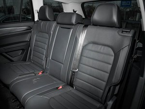 VW Teramont 2018 de Segunda Mano, Tracción en Dos Ruedas, Edición de Lujo 330TSI, Automático, Turbo, R19, Asientos de Cuero, Panorámico, Alta Calidad - Product Image 5