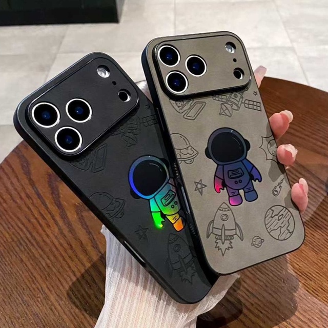 Cute Cartoon Gilding Leather Astronaut Phone Case Shock Proof Mobile Back Cover for iPhone 17 16 15 14 Plus 13 Pro Max 12 11