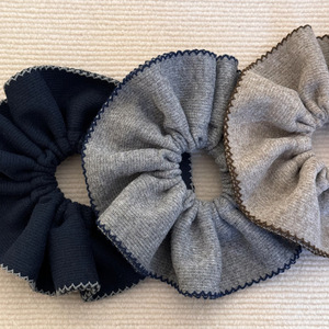 Grand bandeau en tissu tricoté uni pour femme, accessoire de coiffure tendance et élégant - Product Image 2