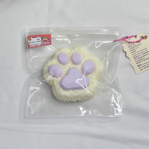 CHENXI Juguete Antiestrés de Silicona TPR con Forma de Pata de Gato, de Alta Calidad, para Aliviar la Ansiedad y el Estrés en Gatos, Juguete para Apretar con los Dedos - Product Image 4