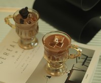 Handgefertigte Eiskaffee-Dessert Aromatherapie Sojawachs Duftkerzen mit Lebensmittel-Milchkaffee-Duft für Wohnraumdekoration