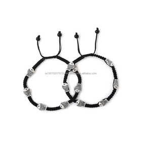 Chaîne de cheville bohème avec breloque poisson pour femme, cordon noir réglable, bijou de pied style plage pour tenue décontractée d'été - Product Image 1