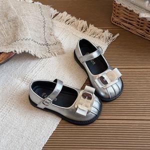 Chaussures Mary Jane en cuir PU de style rétro pour filles et enfants, à fermeture auto-agrippante, bout rond, talon plat, chaussures décontractées polyvalentes de style coréen - Product Image 4