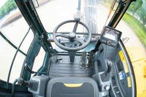 Nouvelle pelle sur pneus Hyundai HW60ECO de 6 tonnes, excavatrice compacte mobile, moteur Yanmar, machine de construction urbaine économe en carburant, prête à l'emploi - Product Image 4