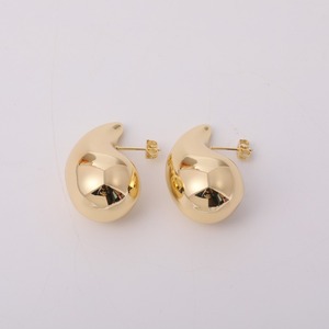 Pendientes de tuerca huecos simples de lujo ligeros de estilo francés para mujer espejo de acero inoxidable de moda con diseño geométrico - Product Image 4