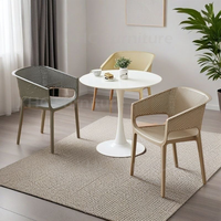 Fauteuil en plastique en PP avec dossier perforé, chaise de salle à manger moderne empilable, mobilier d'intérieur et d'extérieur pour café, restaurant, terrasse