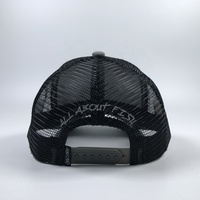 Vente en gros OEM couvre-chef d'été Broderie personnalisée Écusson tissé Bandes intérieures colorées Casquette de camionneur à impression par sublimation 5 panneaux