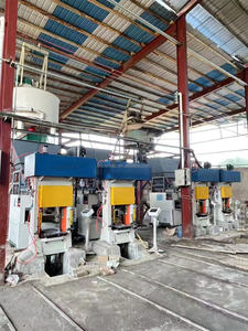 Brickmac công nghiệp ép thủy lực Máy làm gạch thủy tĩnh vít đất sét gạch Máy ép - Product Image 5