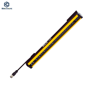 Barrière lumineuse de sécurité industrielle C4C-SC02510A10000, dotée d'un design compact et d'une grande résistance au bruit, pour l'assemblage automatisé et la production. - Product Image 1