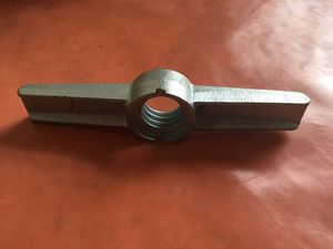 Tuerca de <span class=keywords><strong>manga</strong></span> de andamio Tuerca de anclaje de ala de fundición D15/17mm Tuerca de amarre para producto de andamio para piezas de andamio embalado <span class=keywords><strong>en</strong></span> bolsa - Product Image 4