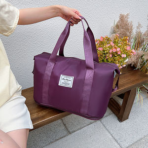 Sac polochon en tissu Oxford léger de voyage pliable portable sac polochon de sport de séparation sec et humide pour voyage, violet - Product Image 4