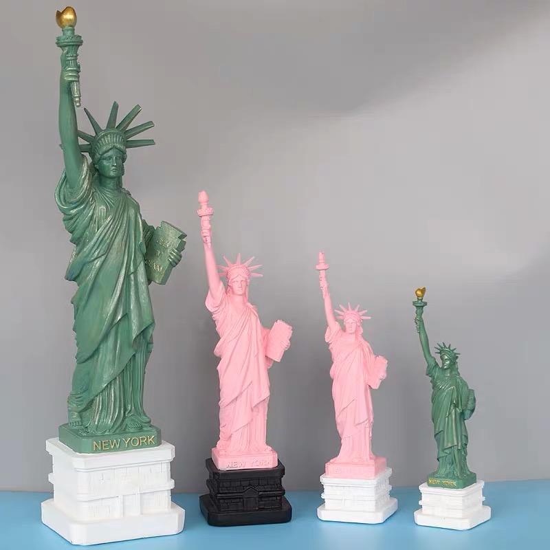ニューヨーク・リバティー島の銘品 レジン自由の女神像 陶器装飾
