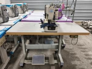 <span class=keywords><strong>Machine</strong></span> à coudre industrielle à boutonnières <span class=keywords><strong>JUKI</strong></span> LBH-781 d'<span class=keywords><strong>occasion</strong></span>, 90% neuve - Product Image 6