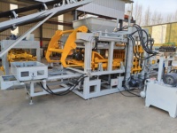 Machine de fabrication de blocs de béton entièrement automatique QT8-15 pour briques creuses, pavés et briques autobloquantes pour usine de blocs