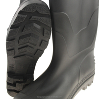 Imperméable sécurité unisexe bottes de pluie arrivée pas cher véritable plastique Pvc nouveau noir adulte bottes d'hiver Midi maille talon plat 100% PVC