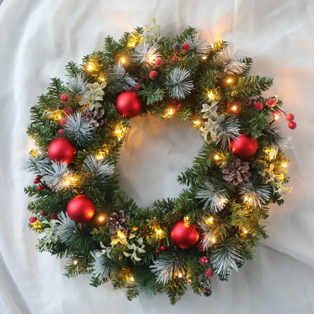 Guirnalda de Navidad Led 40CM Piña artificial Guirnalda de bayas rojas Adornos colgantes Puerta delantera Decoraciones de pared Corona de árbol de Navidad