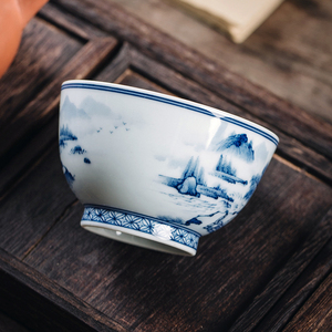 Zhong's fornace tazza da tè in ceramica Jingdezhen Kung Fu Set da tè Chai forno tazza blu e <span class=keywords><strong>bianca</strong></span> tazza di <span class=keywords><strong>porcellana</strong></span> dipinta a mano con confezione regalo - Product Image 2