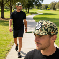 Casquette de golf camouflage imperméable personnalisée à 5 panneaux avec aérations découpées au laser, logo en patch de caoutchouc PVC, casquette de baseball à fermeture arrière pour la course