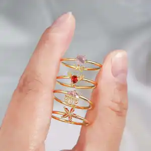 Kleine Groothandel 18K Goud Kleur Zirkoon Nieuwe Ring Leuke Meisje Ring Marine Animal Ring