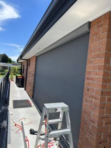 Store électrique extérieur - Rail de guidage zippé en aluminium résistant au vent, store intelligent pare-soleil - Product Image 6