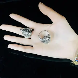 Anillos de hombre pulsera de calavera estilo nacional aleación personalidad calavera Tai plata manchada anillo negro joyería de acero inoxidable