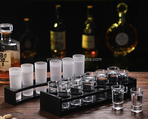 Commercio all'ingrosso a buon mercato 1oz vetro spirito personalizzato normale bianco bicchierino di vetro <span class=keywords><strong>vodka</strong></span> mini <span class=keywords><strong>bicchieri</strong></span> di vino con vassoio - Product Image 3