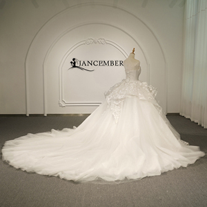 Gt26073 Modern Pearl Beaded Strapless Sweetheart Neckline Floor-Length Ball Gown <b>Wedding</b> Dress 3D Floral Lace Applique Chapel - Product Image 4