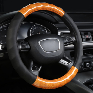 Housse de <span class=keywords><strong>volant</strong></span> de voiture cousue à la main personnalisée pour <span class=keywords><strong>Toyota</strong></span> Camry Avalon Corolla Highlander <span class=keywords><strong>RAV4</strong></span>, accessoires de voiture en cuir et fibre - Product Image 3
