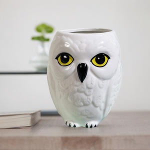 Tazza Creativa a Forma di Gufo, Moderna Tazza in Ceramica con Animali Intorno per Bere Caffè, Regalo Decorativo - Product Image 1