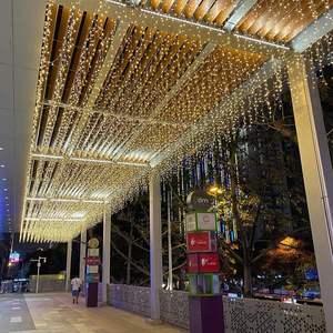 أضواء زينة بـ 8 أوضاع للفناء والداخل والخارج، أضواء جليدية للديكور، أضواء ستارة معلقة للزينة في عيد الميلاد - Product Image 4