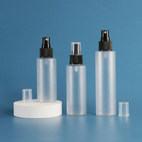 Flacon en plastique PET givré pour cosmétiques avec bouchon pulvérisateur, flacon en plastique avec brume fine pour parfum/tonique