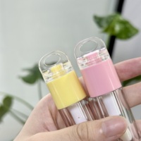 Fabricant de tubes à gloss à lèvres avec boîtes, personnalisation de votre propre logo, impression de logo sur bouteille en plastique, étiquette privée professionnelle