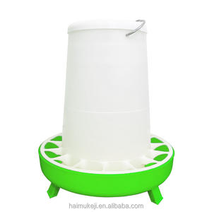 Bebedero para pollos <span class=keywords><strong>de</strong></span> 8L con patas, bebedero para aves <span class=keywords><strong>de</strong></span> corral con patas, bebedero para granja doméstica - Product Image 3