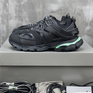 Chaussures de marche tendance 2026 pour le dropshipping, style rétro, modèle Track 3.0, avec LED, design de créateur, semelle épaisse - Product Image 2