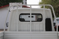 Mini camion à essence et gaz double carburant 4*2 Camions de fret Transmission automatique 1,5 tonne 2 tonnes Mini véhicule en vente