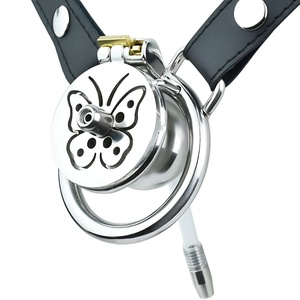 Dispositivo de Castidad Metálico Plano FRRK Butterfly, Jaula para Pene con Catéter Uretral, Jaula de Castidad Usable con Bloqueo para Pene, Juguetes Sexuales - Product Image 3